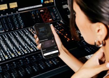 SoundCloud is finally letting artists sell music directly to fans – with zero commission
