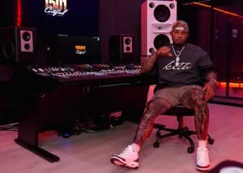 “I’ve seen artists with less talent outwork everybody else and become stars”: Studio 1501’s Carl Crawford just wants you to have a strong work ethic