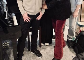 SOUND FIST: JOHNNY HATES JAZZ & JAKI GRAHAM