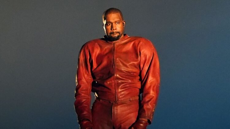Here’s Everyone Kanye West Brought Out at His Homecoming Chicago Show Here’s Everyone Kanye West Brought Out at His Homecoming Chicago Show