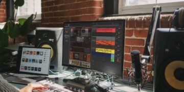 I got hands-on with Reason Free and its remarkably addictive modular patching environment