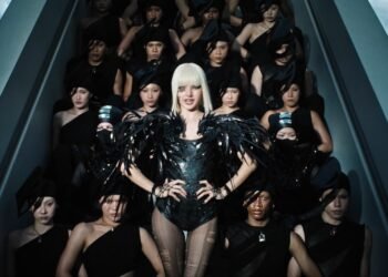 BLACKPINK’S Lisa Drops Fierce, High-Fashion Video Rap Single ‘SaWaDiKa’