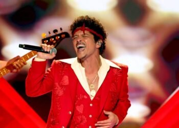 Ziaire Williams Marriage Proposal During Bruno Mars’ ‘Marry You’