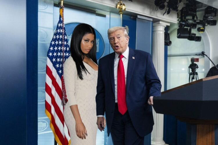 Jimmy Kimmel Grosses Himself Out Copying “Horny” Donald Trump Lusting Over Nicki Minaj Jimmy Kimmel Grosses Himself Out Copying “Horny” Donald Trump Lusting Over Nicki Minaj