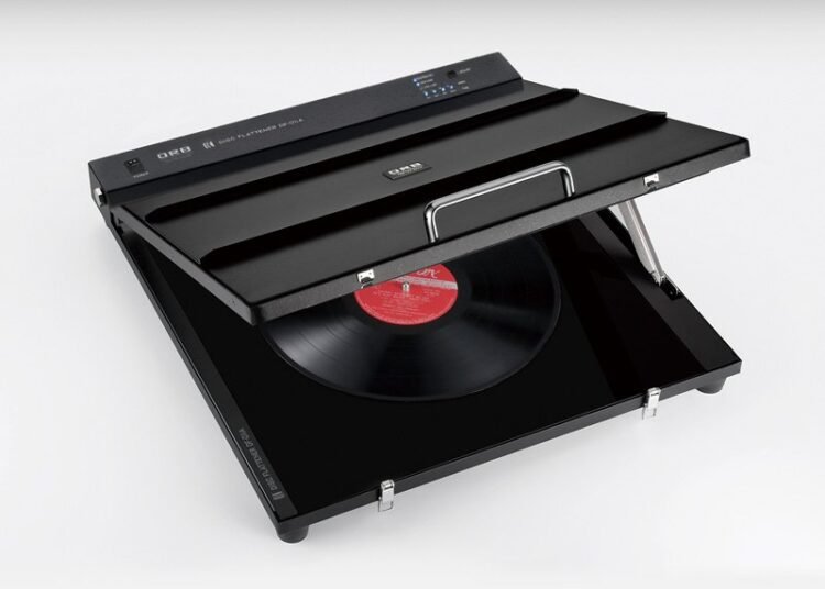 Orb's DF-01iA+ gives warped vinyl a second life Orb’s DF-01iA+ gives warped vinyl a second life